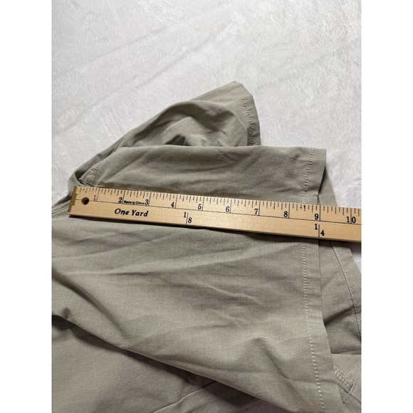 Vuori Aim Shorts Mens 28 Khaki Tan V368 Performance Golf Travel Casual Shorts - Picture 6 of 6